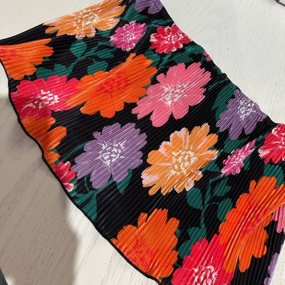 SHEIN Multicolor Floral Strapless Top